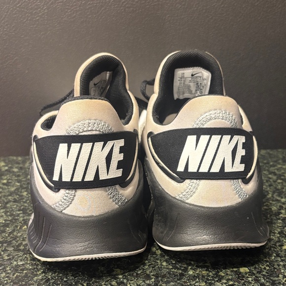 Nike Free Metcon 4 women’s size 10 - Picture 9 of 11
